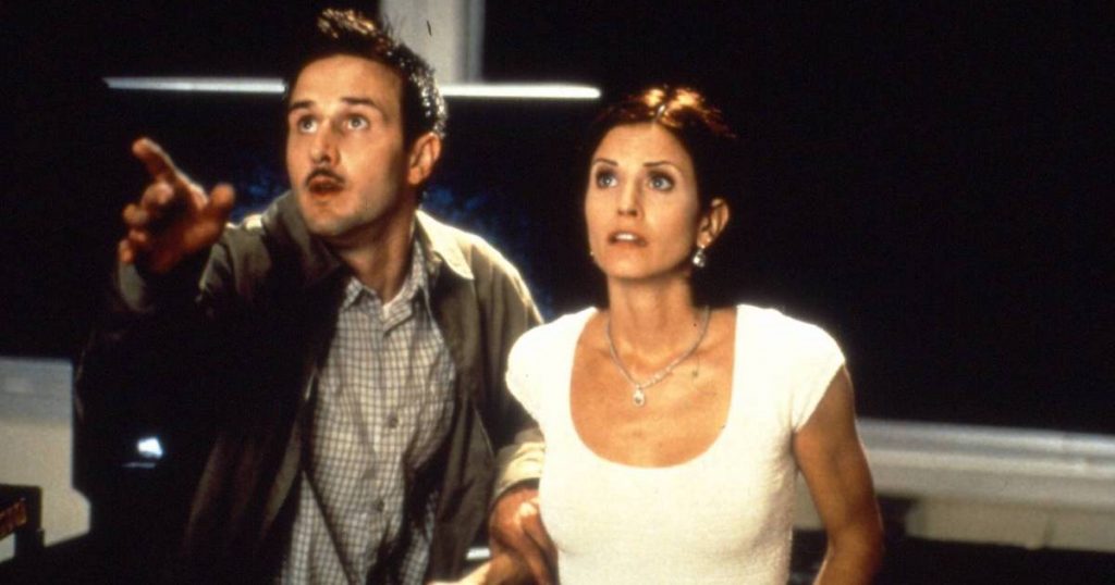 David Arquette and Courtney Cox in Scream 2