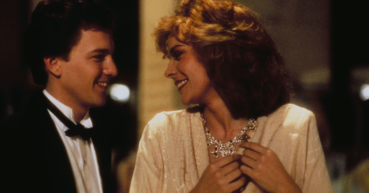 Kim Cattrall and Andrew McCarthy wear formal evening wear in Mannequin (1987)